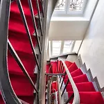 Lovely Mezzanine Studio In The Heart Of Paris 3M