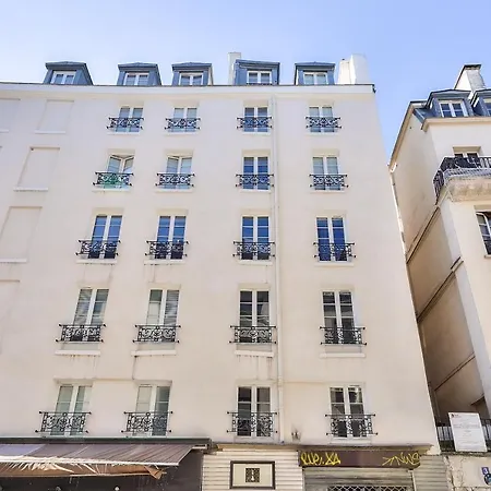 Lovely Mezzanine In The Heart Of 3m * Parigi