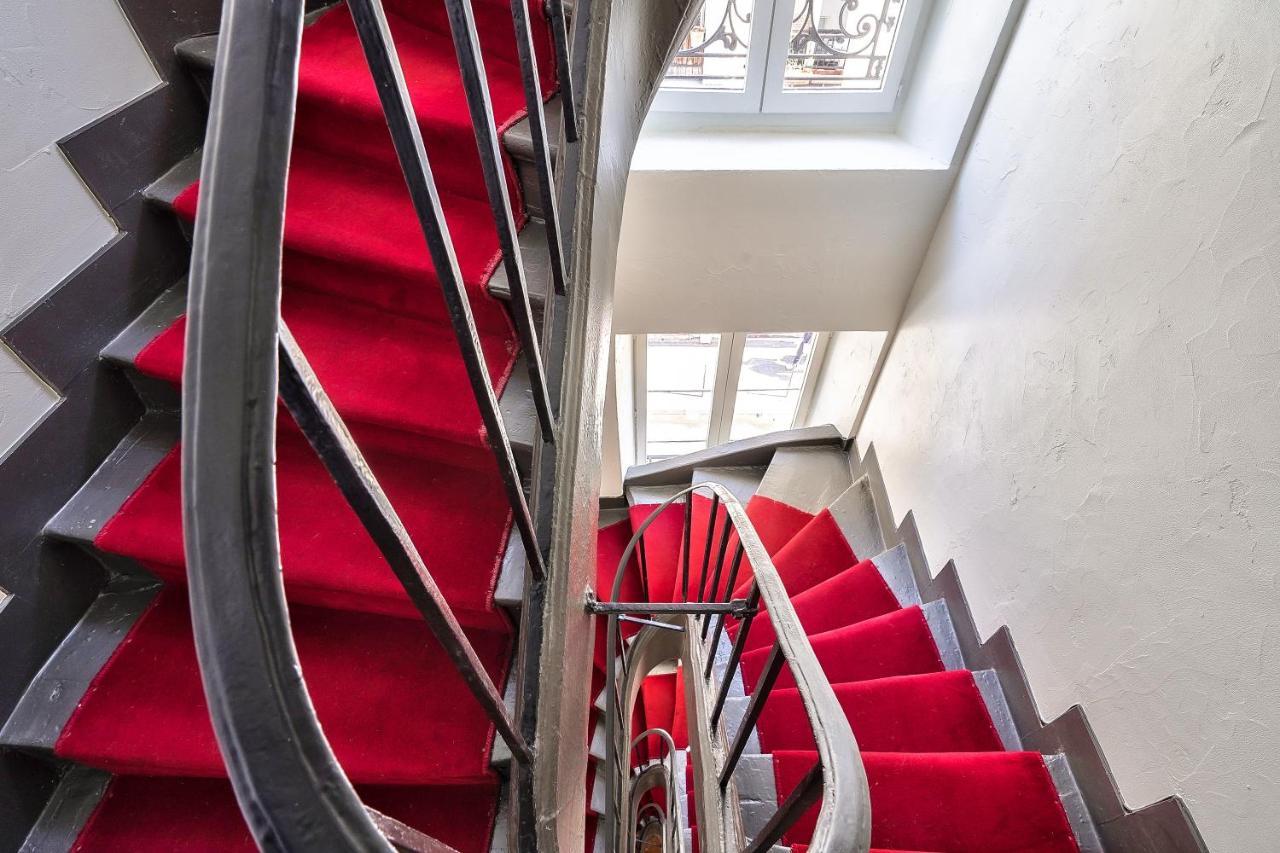 Lovely Mezzanine In The Heart Of 3m